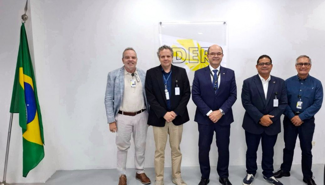 Ipem-SP participa de reunião no DER sobre fiscalização de balanças rodoviárias e cronotacógrafos